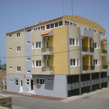 Готель Residencial Por Do Sol Порто-Ново Екстер'єр фото